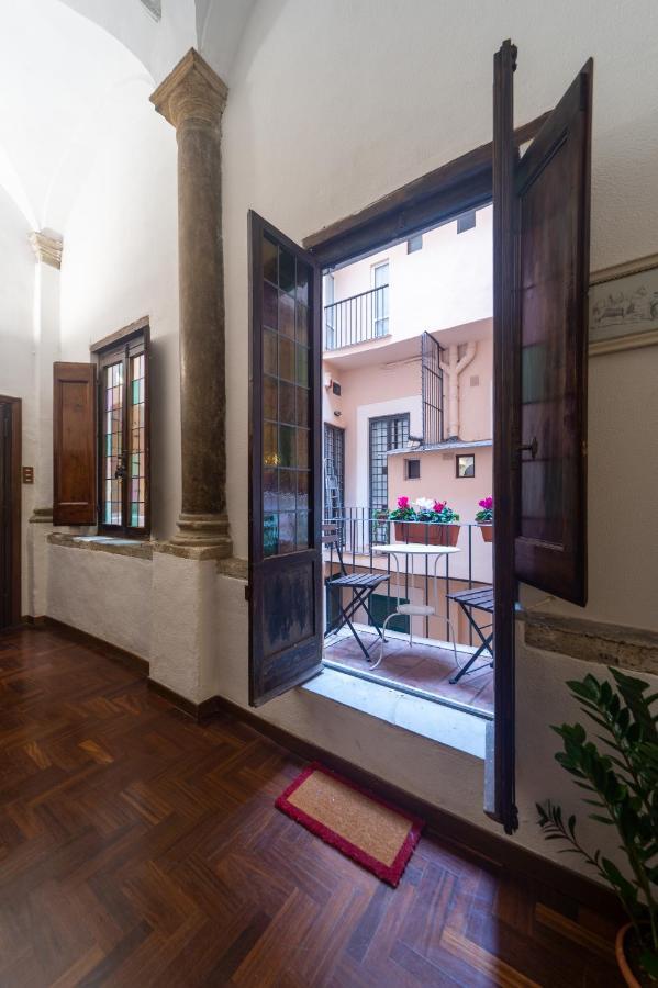 Cartari, Renaissance Flat A Few Steps From Piazza Navona And Vatican ภายนอก รูปภาพ