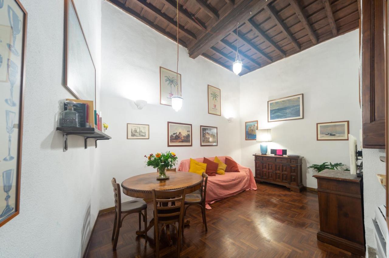 Cartari, Renaissance Flat A Few Steps From Piazza Navona And Vatican ภายนอก รูปภาพ